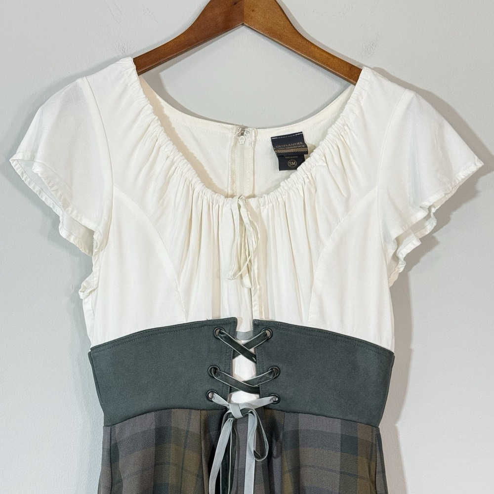 Her Universe OutlanderDress Womens Sz S White Gray Brown Tartan Lace Up Hi Low - Picture 3 of 12